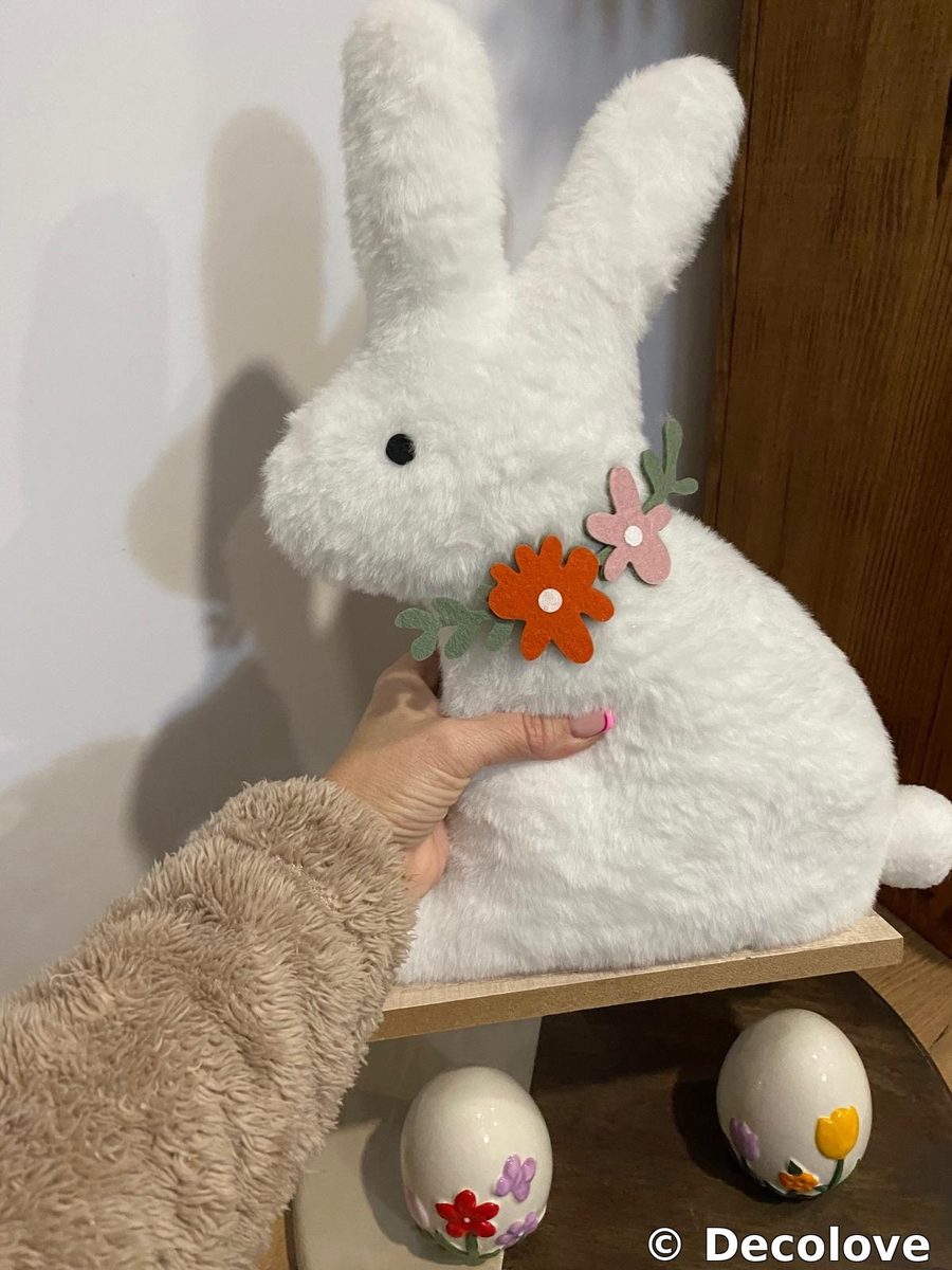 Conejo peluche beige/crema grande + huevos Pascua