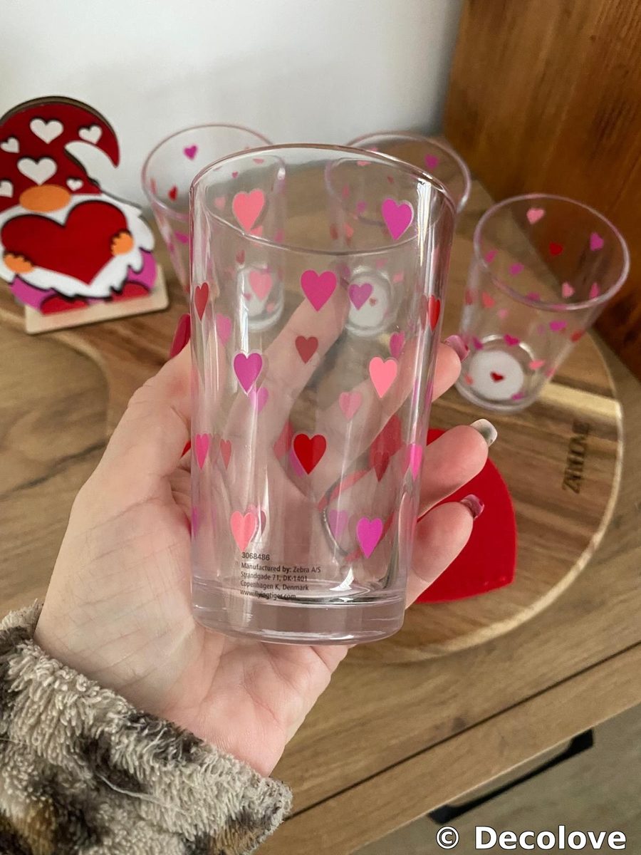 Set vasos corazones San Valentín (x4) + posavasos · foto 2